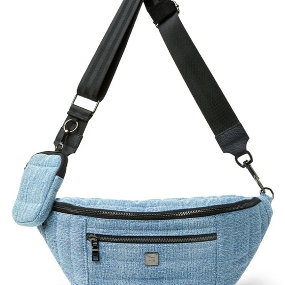 Think Royln Sister Sling Denim Fanny Waist Bag NWT Travel or Everyday - Picture 3 of 9